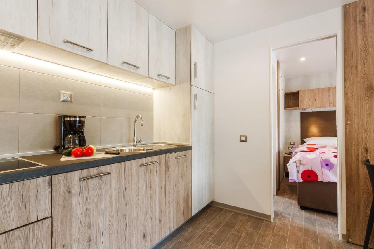 Premium Camping Homes Santa Marina, Lanterna Tar-Vabriga Exterior foto