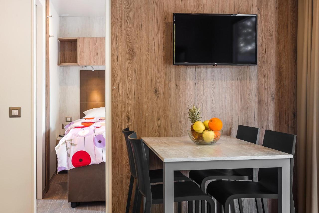 Premium Camping Homes Santa Marina, Lanterna Tar-Vabriga Exterior foto